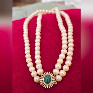 Vintage Pearl Necklace Choker Green Cabachon/Gold Tone Clasp Japan Faux 16"